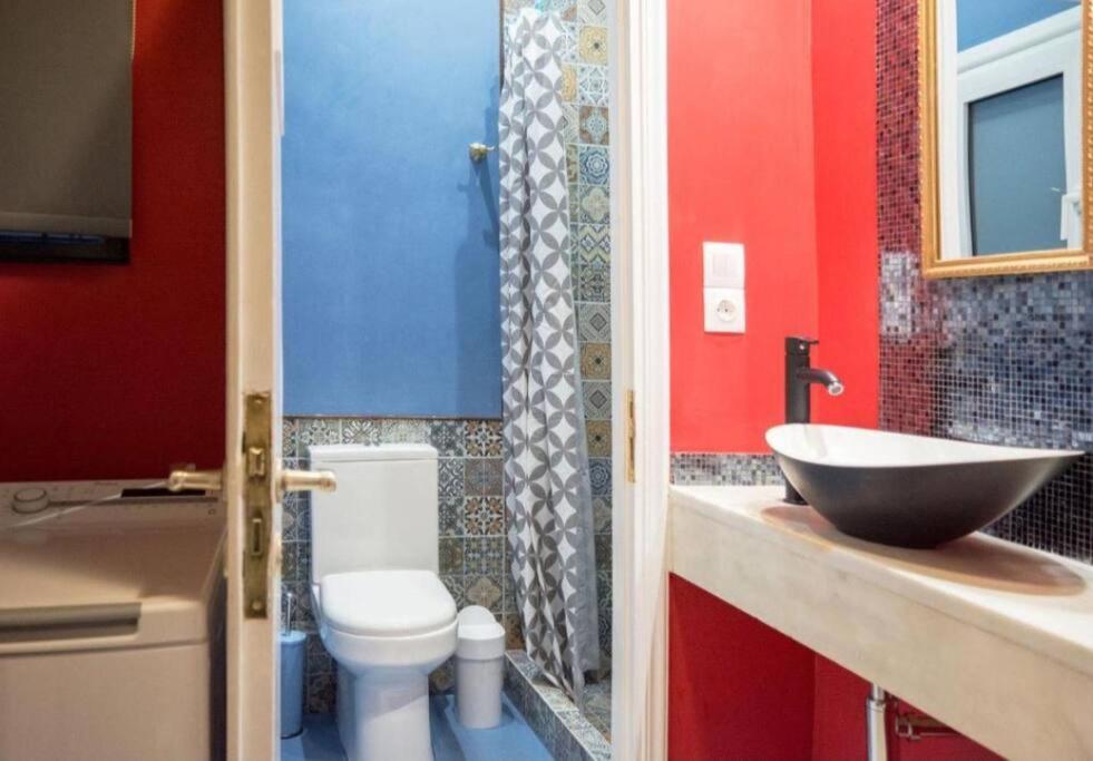 Casa De Colores, Next To The Metro Athènes Extérieur photo